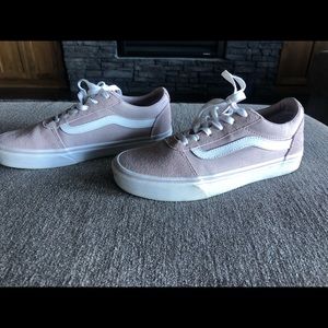 Women’s Vans size 7.5 suede light mauve only worn once